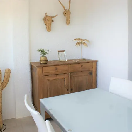 Holiday home Casita En Con Vistas Impresionantes Del Mar Y La Montana Roses